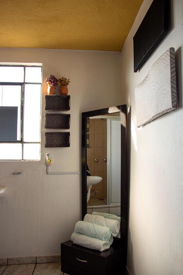 Hotel Boutique Charlotte Arandas Bagian luar foto